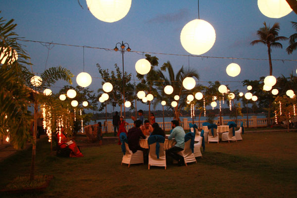 Indriya Sands Resort facilities: lighting decor at lawn